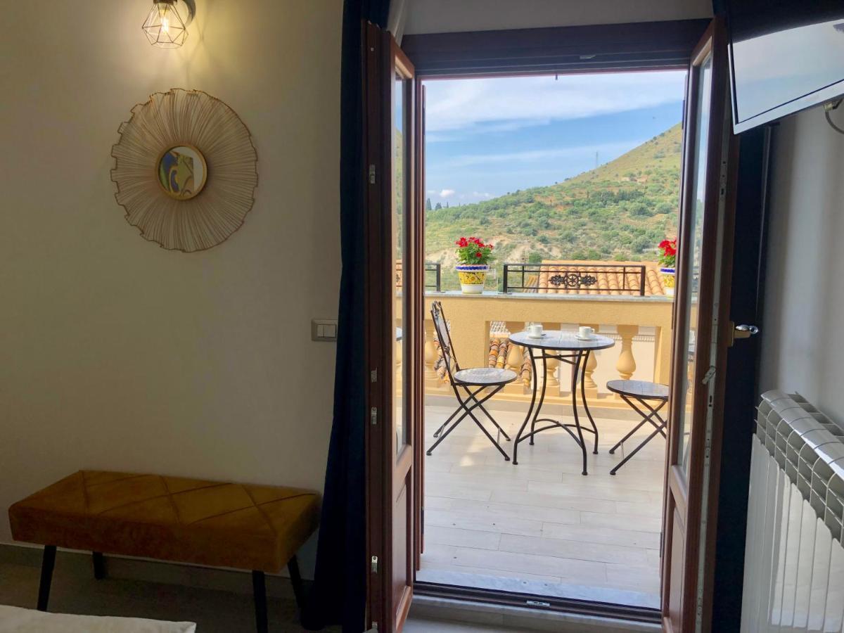 I Mori - Holiday Rooms Ласкари Экстерьер фото